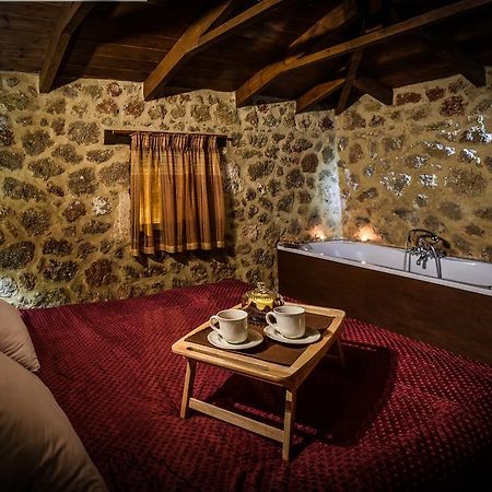 Paliokastro Guesthouse Kato Sinikia Trikalon Habitación foto